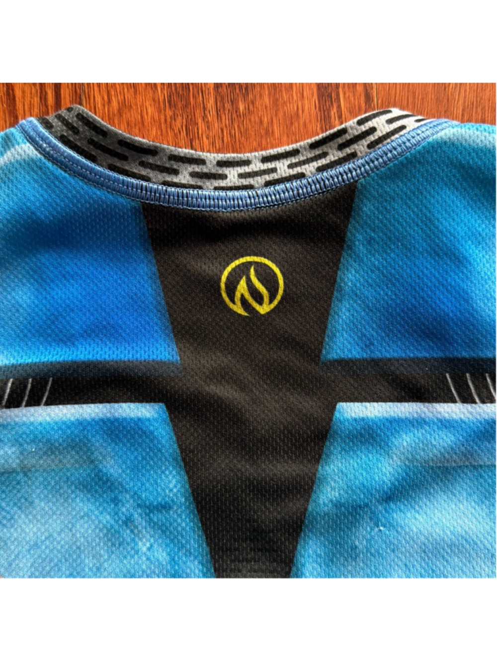 INKnBURN XC Biodroid Short Sleeve Tech Shirt Sz Small! - Picture 6 of 6